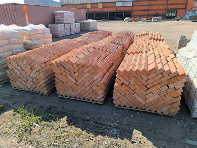 Кирпич Энгельсский М-150, красный, цокольный, полнотелый